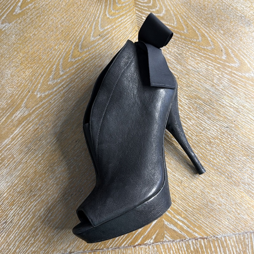 VERA WANG Footwear Black 'Royce' Heel Booties 7.5 - Picture 6 of 16